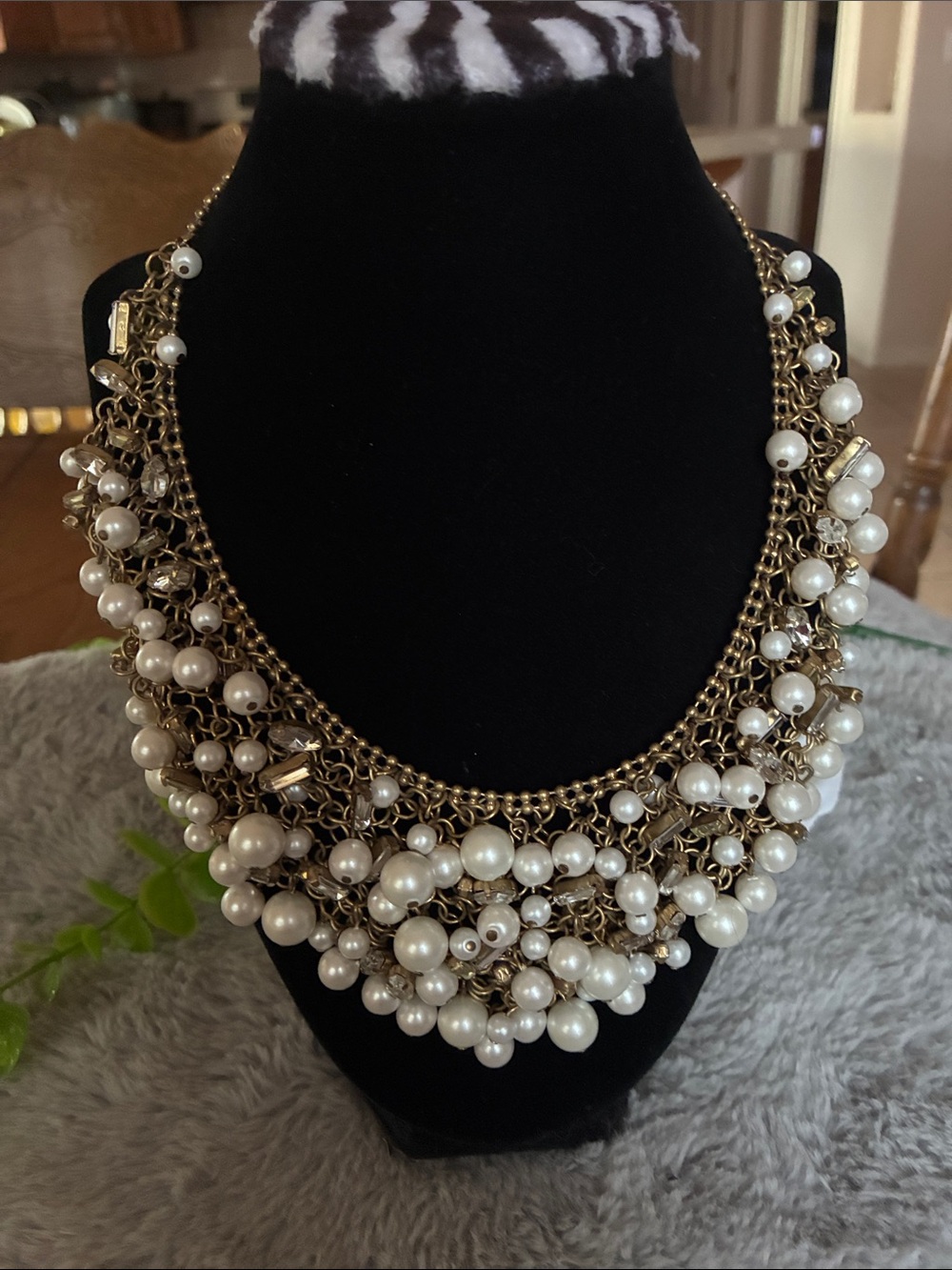 Stella & Dot Gold Chain Necklace with White Pearls
